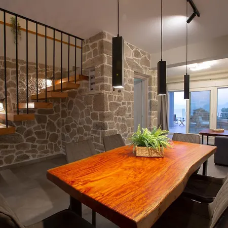 Valagron Vila Nikiana