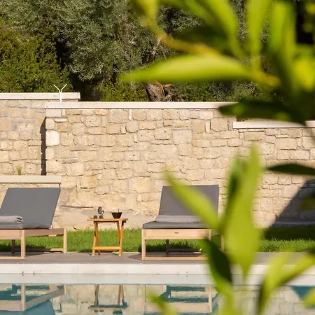 Vila Valagron Nikiana